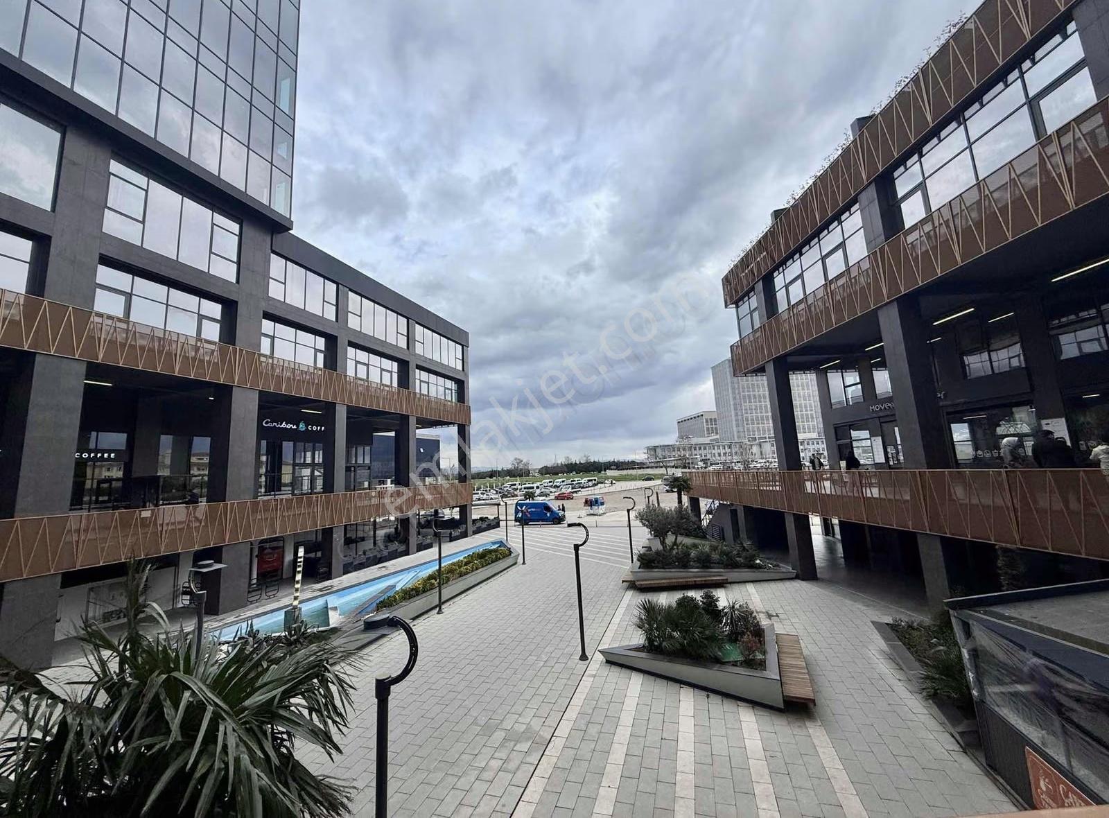 Takasa Açık Sky Tower Da Acil Satılık Dubleks Ofis - Görsel 15