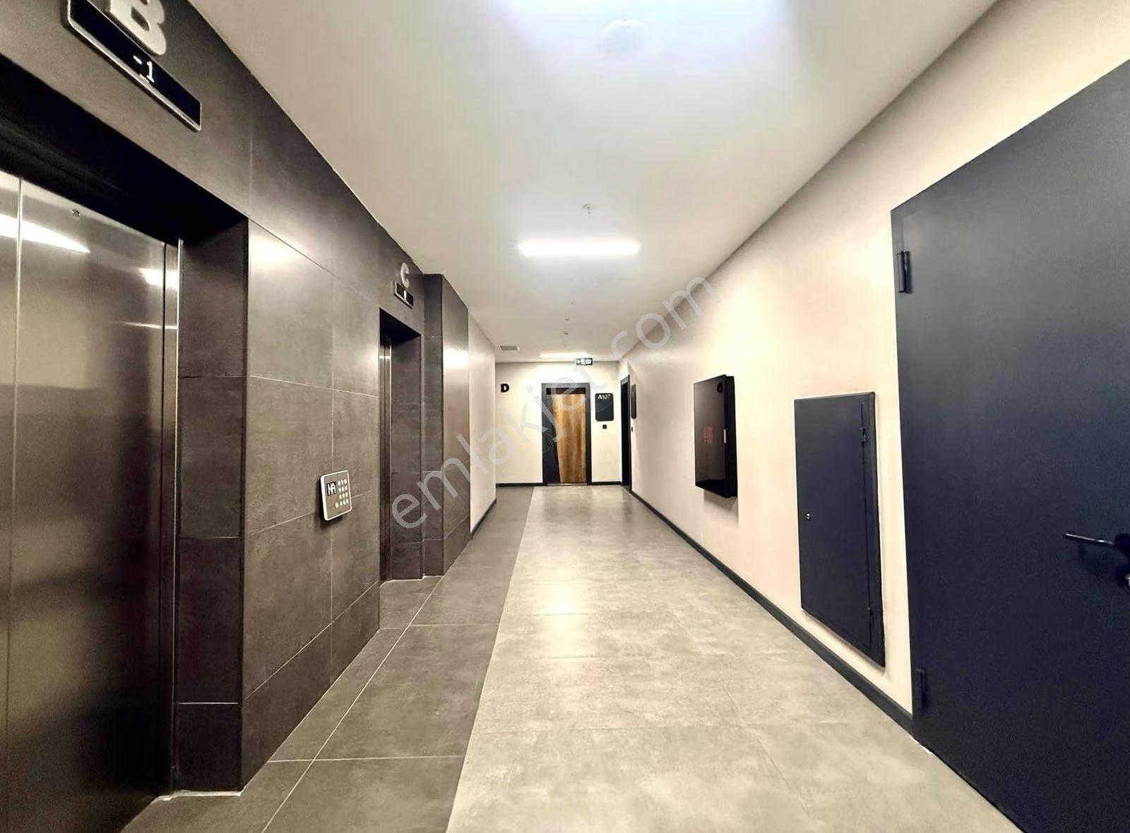 Takasa Açık Sky Tower Da Acil Satılık Dubleks Ofis - Görsel 8