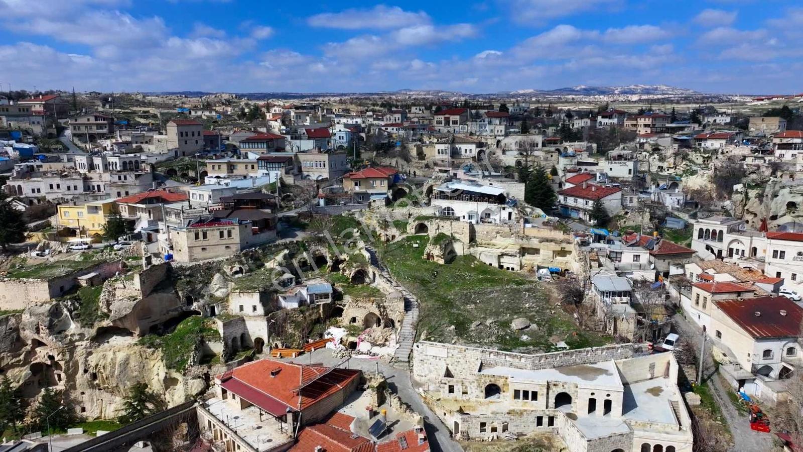 Mustafapaşa Sinasosta Satılık 471m2 Manzaralı Turizm Arsası