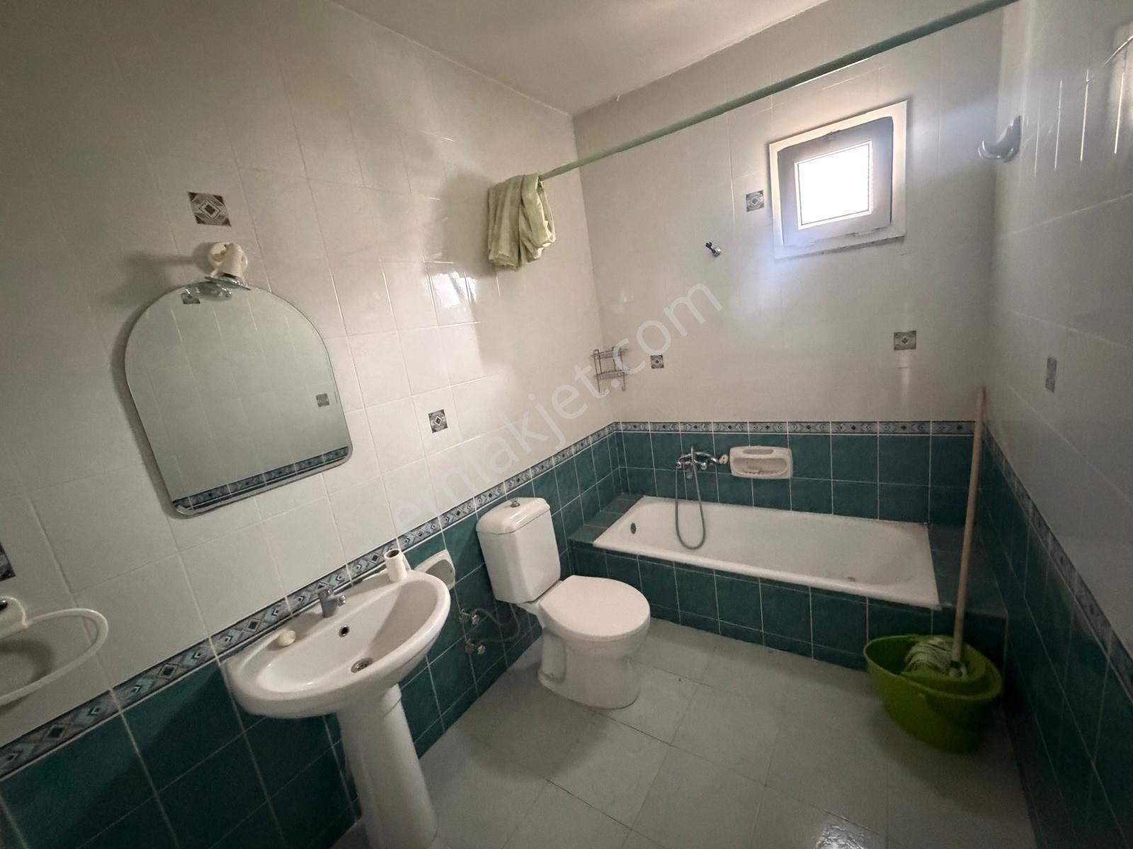 Beylikdüzü Barış Mahallesinde Evrim 2 Sitesinde Satılık 2+1 120 M2 Daire - Görsel 34