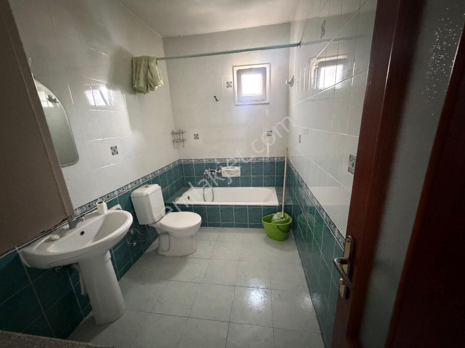 Beylikdüzü Barış Mahallesinde Evrim 2 Sitesinde Satılık 2+1 120 M2 Daire - Görsel 4