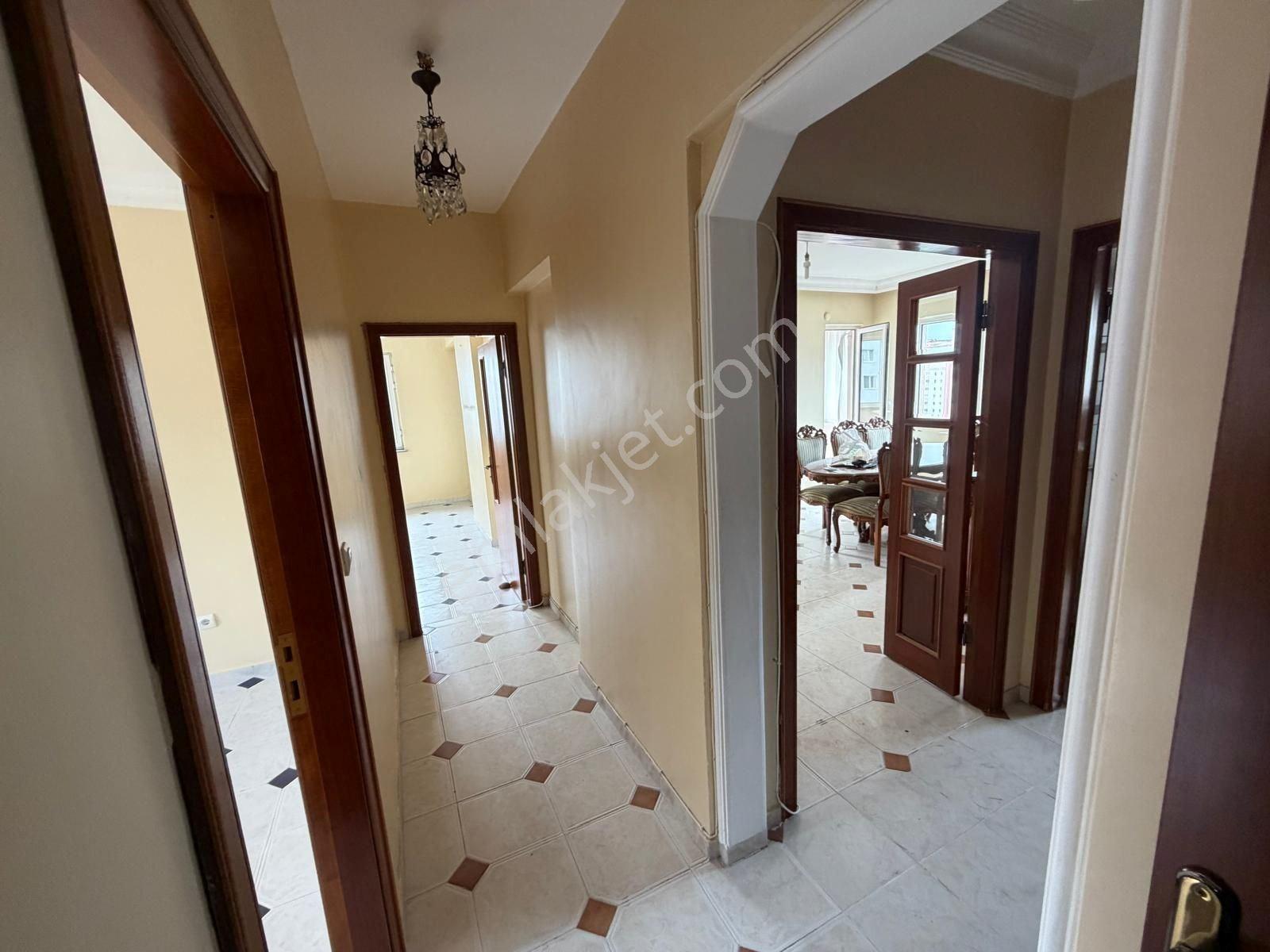 Beylikdüzü Barış Mahallesinde Evrim 2 Sitesinde Satılık 2+1 120 M2 Daire - Görsel 22