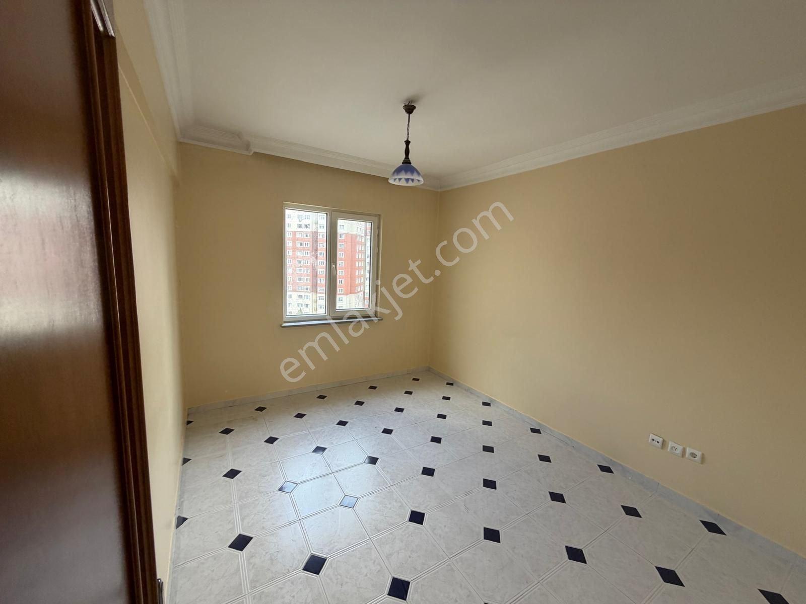 Beylikdüzü Barış Mahallesinde Evrim 2 Sitesinde Satılık 2+1 120 M2 Daire - Görsel 23