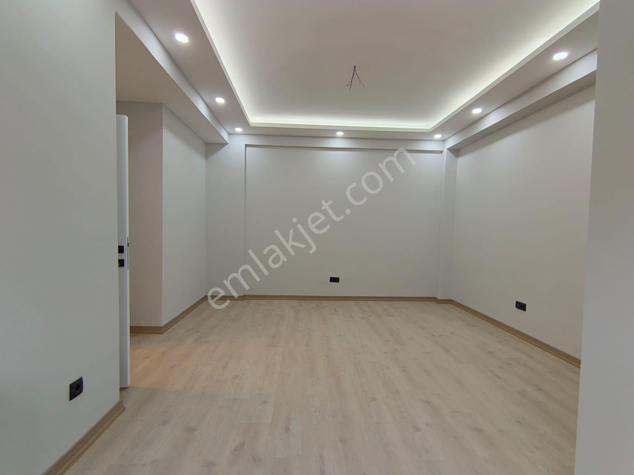 Çekmeköy Merkez Mh Orman Ve Doğa Manzaralı Satılık 2+1lüks Daire - Görsel 6