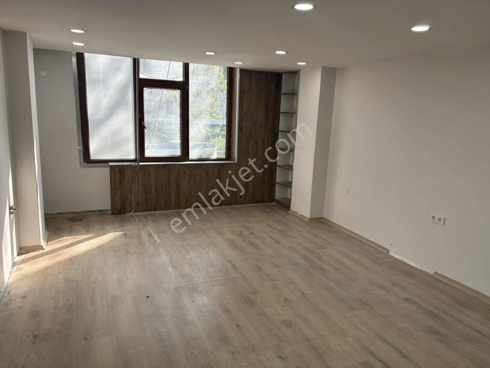 Turgut Özal Millet Cd. Kiralık Ofis (27m²) - Görsel 10