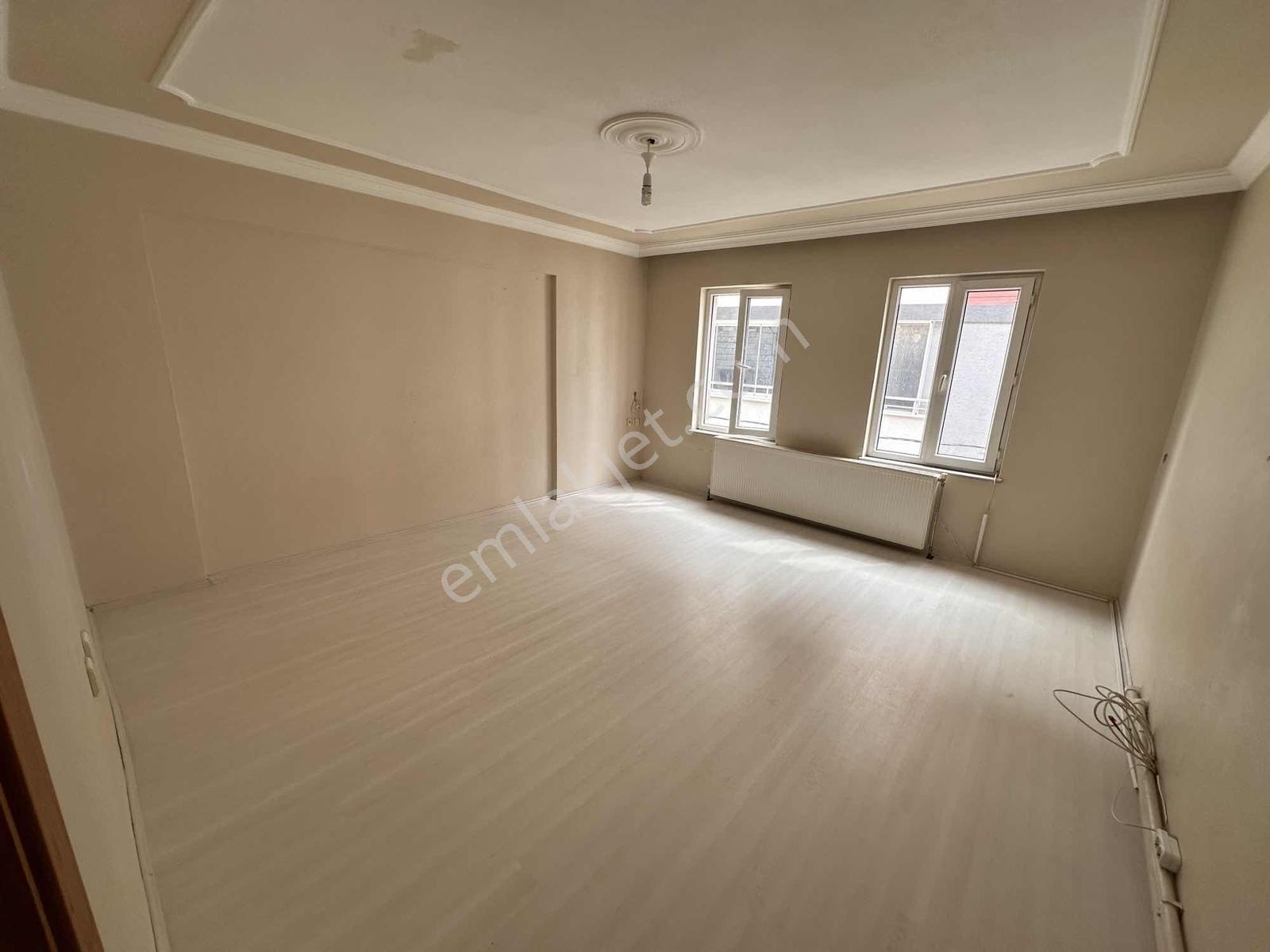 Kasrevi'den Atatürk Ve Barış Mah. Büyük 2+1 Kiralık Dailer - Görsel 7