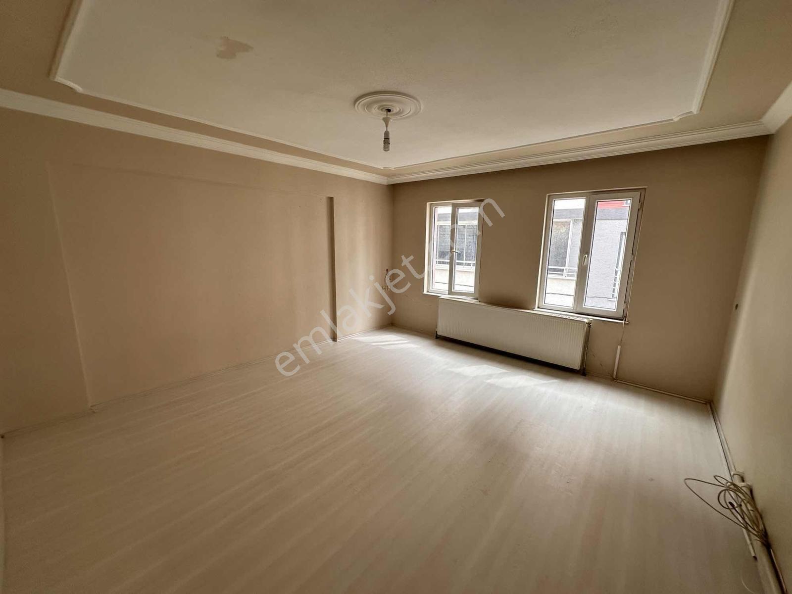 Kasrevi'den Atatürk Ve Barış Mah. Büyük 2+1 Kiralık Dailer - Görsel 8