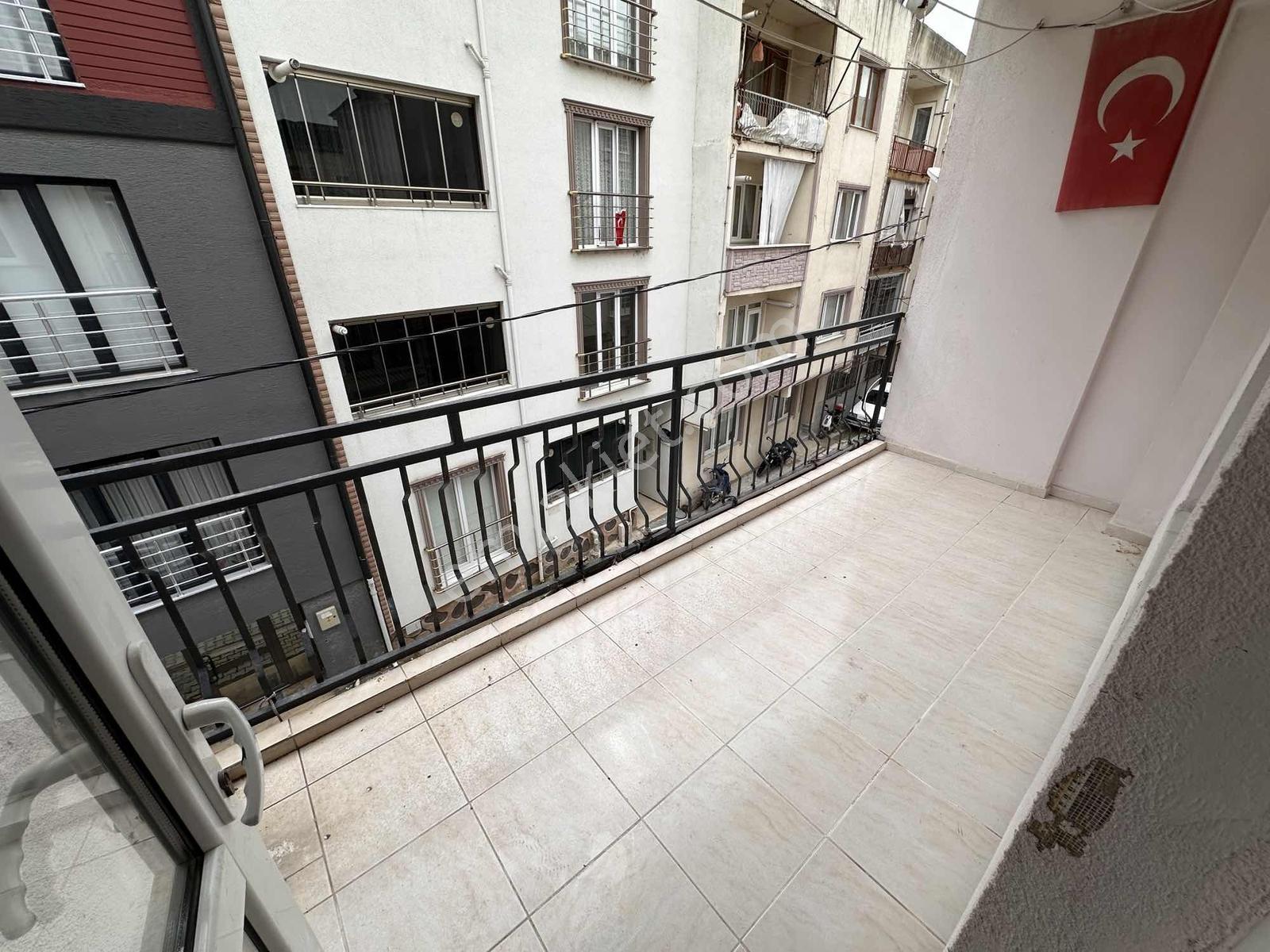 Kasrevi'den Atatürk Ve Barış Mah. Büyük 2+1 Kiralık Dailer - Görsel 10