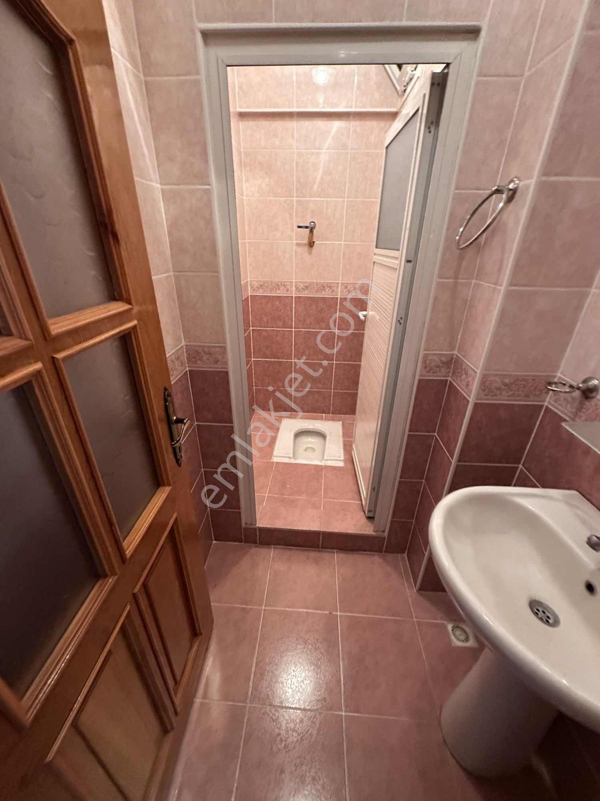 Kasrevi'den Atatürk Ve Barış Mah. Büyük 2+1 Kiralık Dailer - Görsel 15
