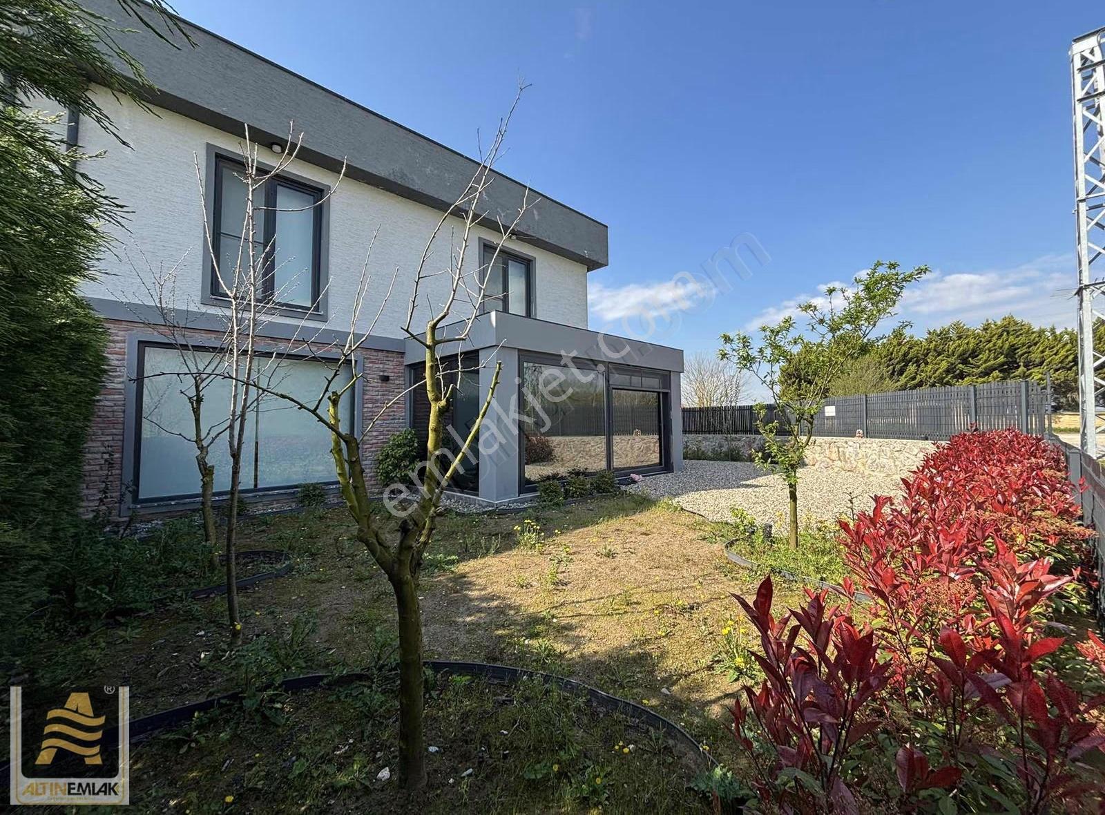 Adapazarı Camili Mah Ful Eşyalı Müstakil Bahçeli Villa - Görsel 32