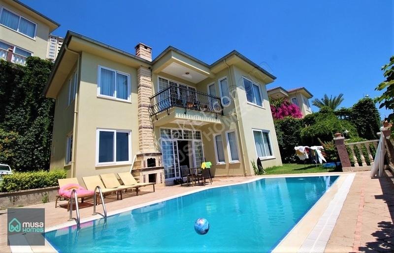Alanya Kargıcak Mah, Müstakil Havuzlu Eşyalı 3+1 Villa