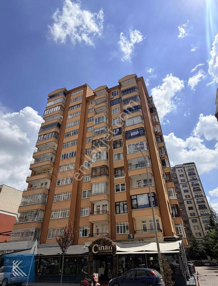 Alpaslan Mahallesinde Kayseripark Yanı Kiralık Lüks 3+1 Daire