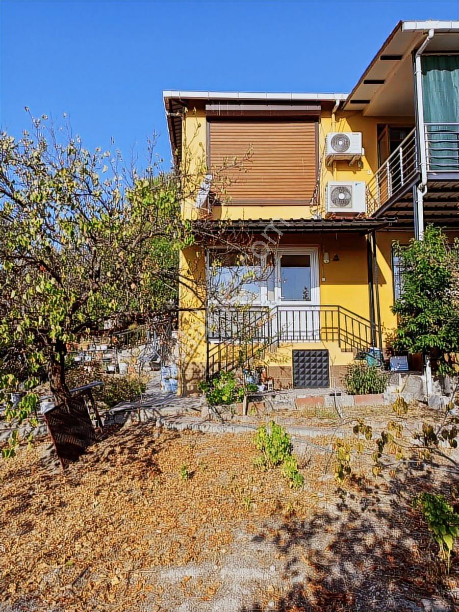 Manisa Şehzadeler Satılık Villa Gibi 2 Katlı Ev - Görsel 3