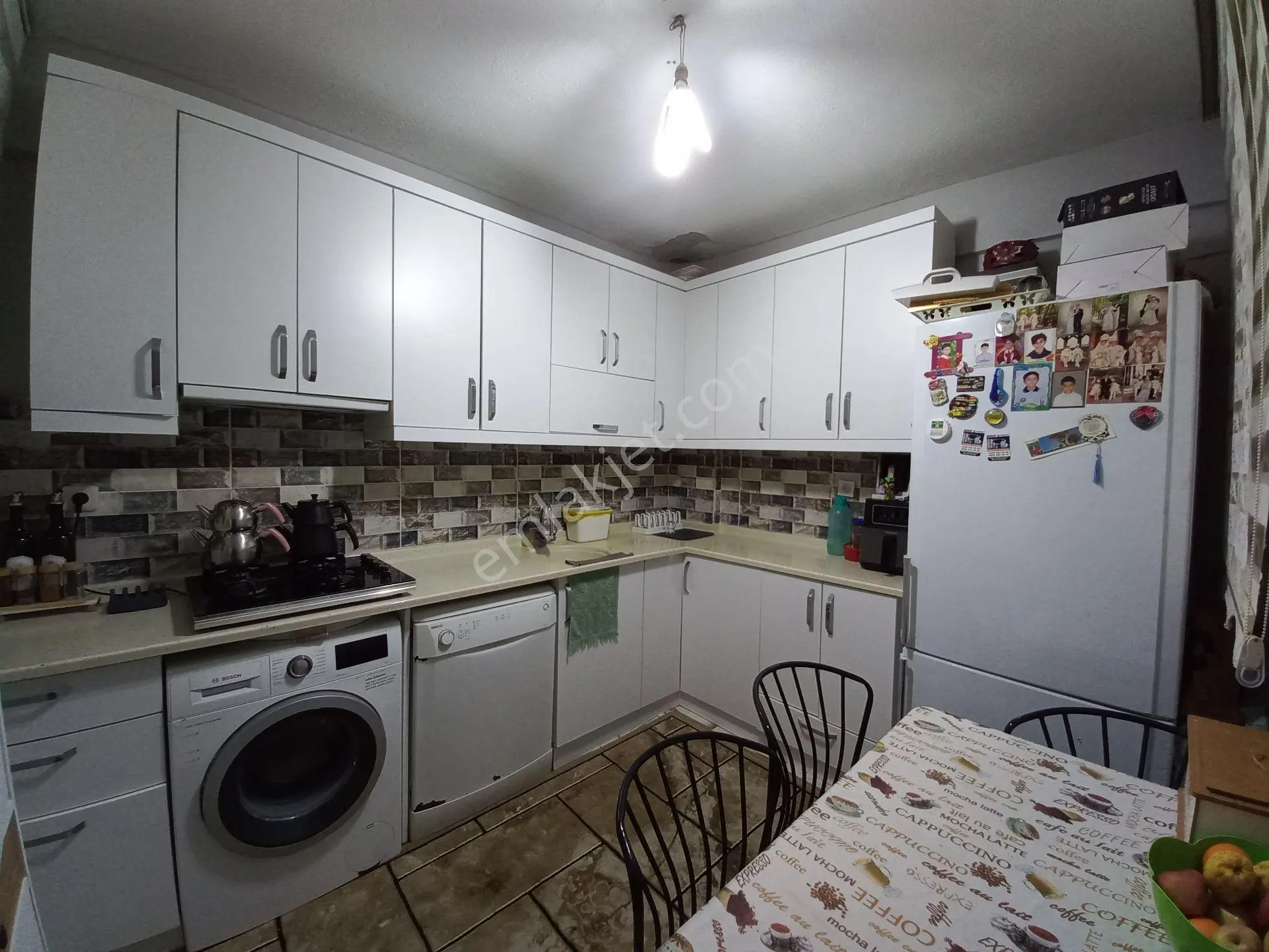 Bornova Serintepe'de Satılık 2+1 Zemin Kat Daire