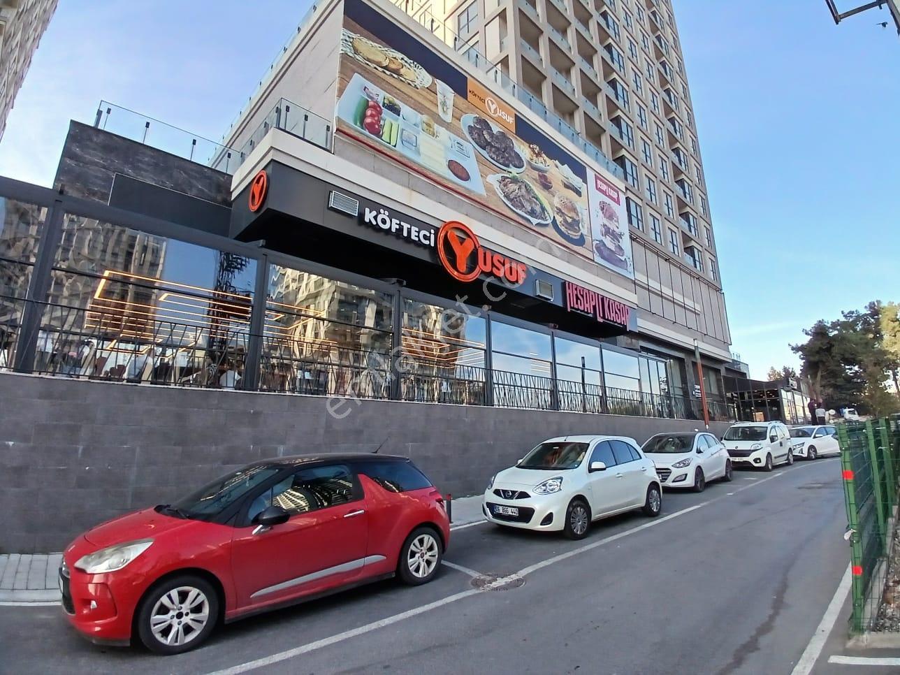 Akzirve Strada Projesinde Ayrıcalıklı 5+1 Dubleks Penthouse - Görsel 24