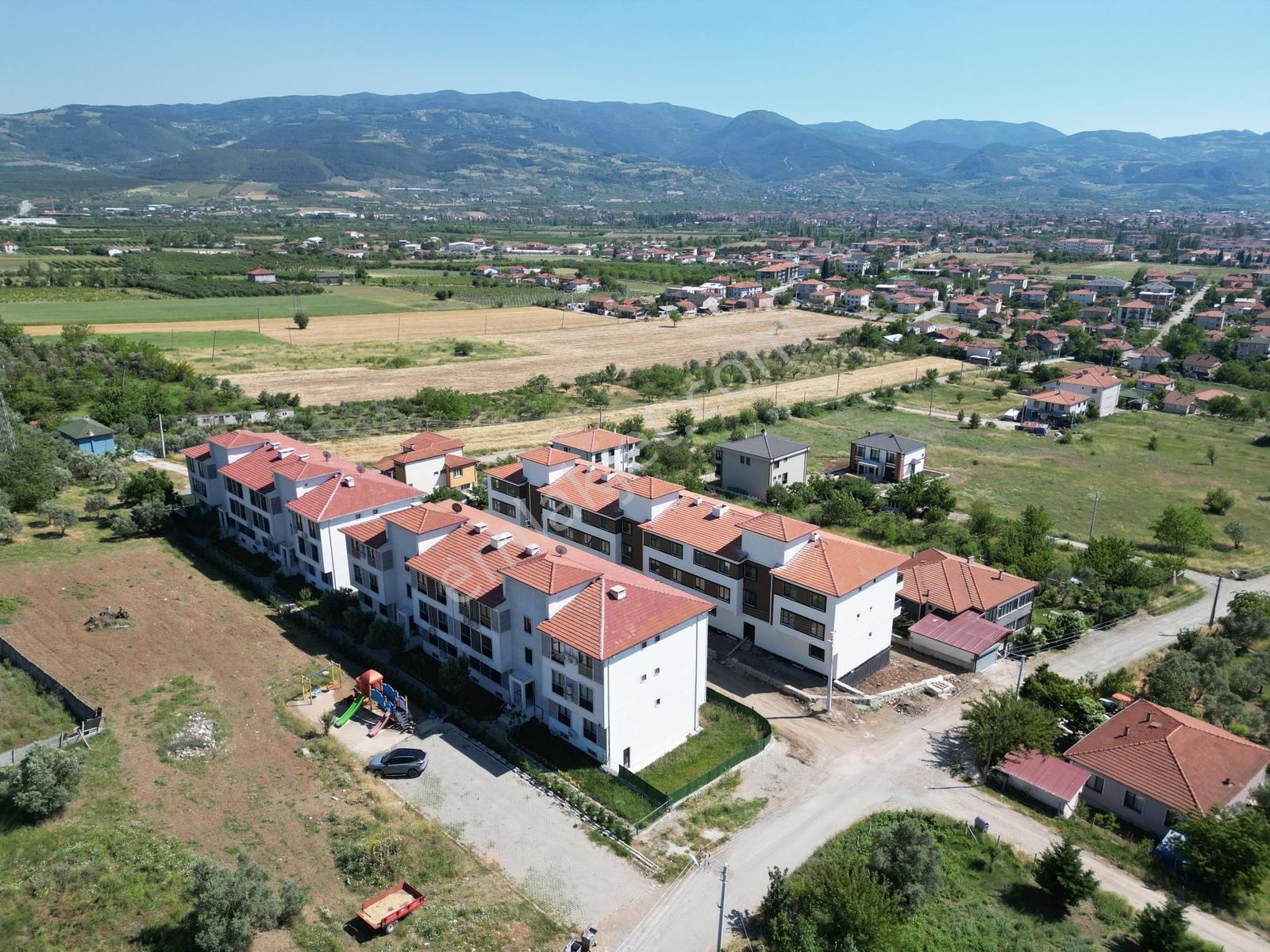 Turyaptan Geyvede Bahçeli 3+1 Dubleks Daire (kısa Süreli Eşyalı) - Görsel 20