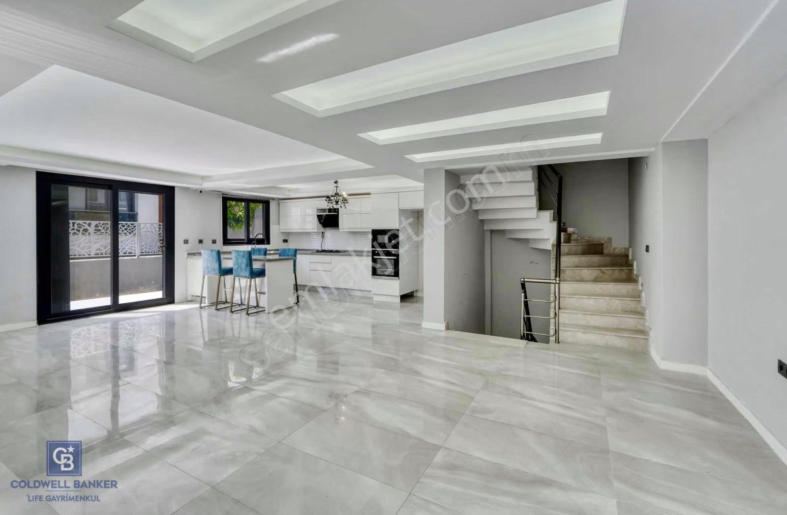 Gaziemir Beyazevler De Forleks Satılık 5+1 Villa - Görsel 11