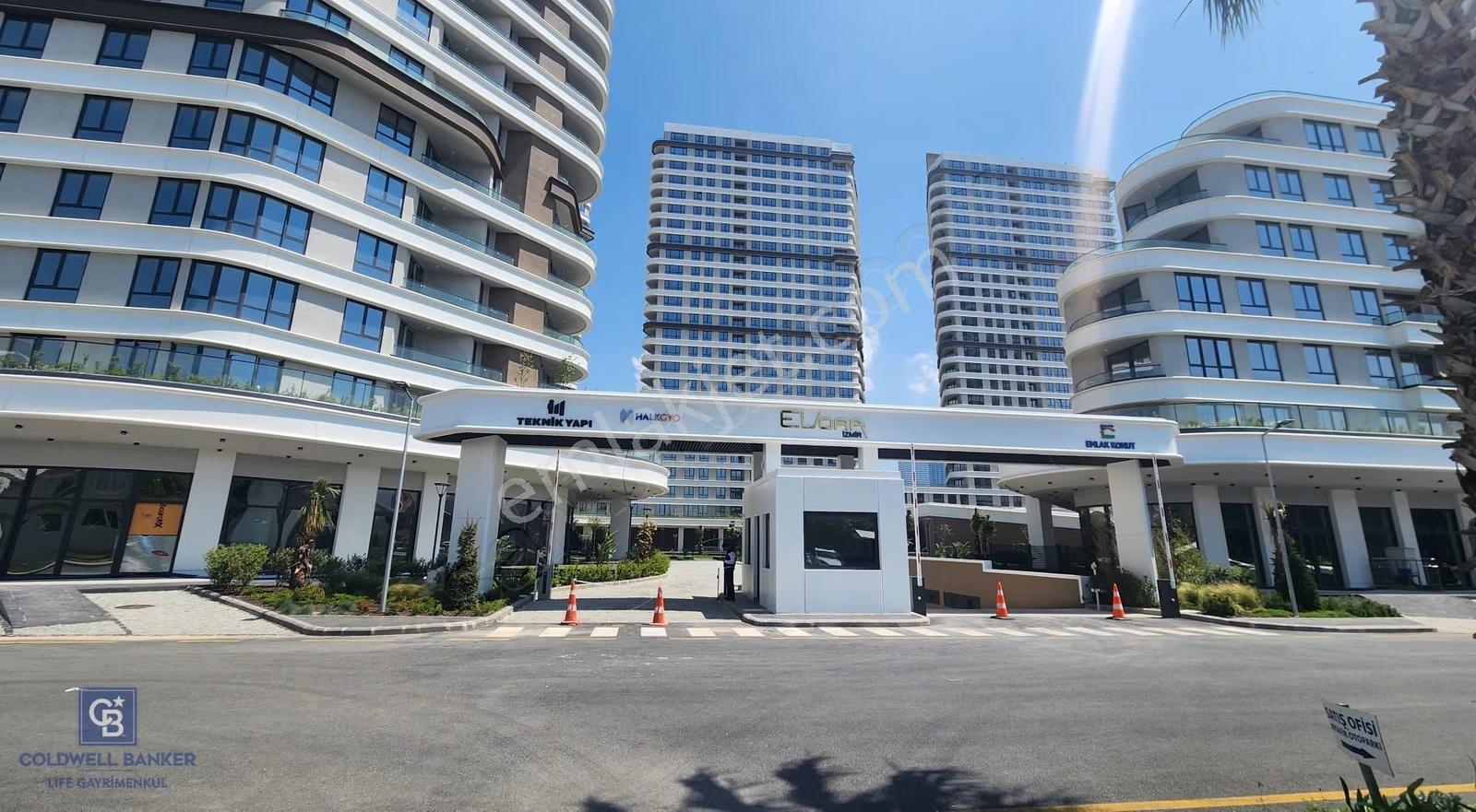 Aylin Berent'ten Evora İzmir'de Peyzaj Manzaralı Kiralık Daire - Görsel 11