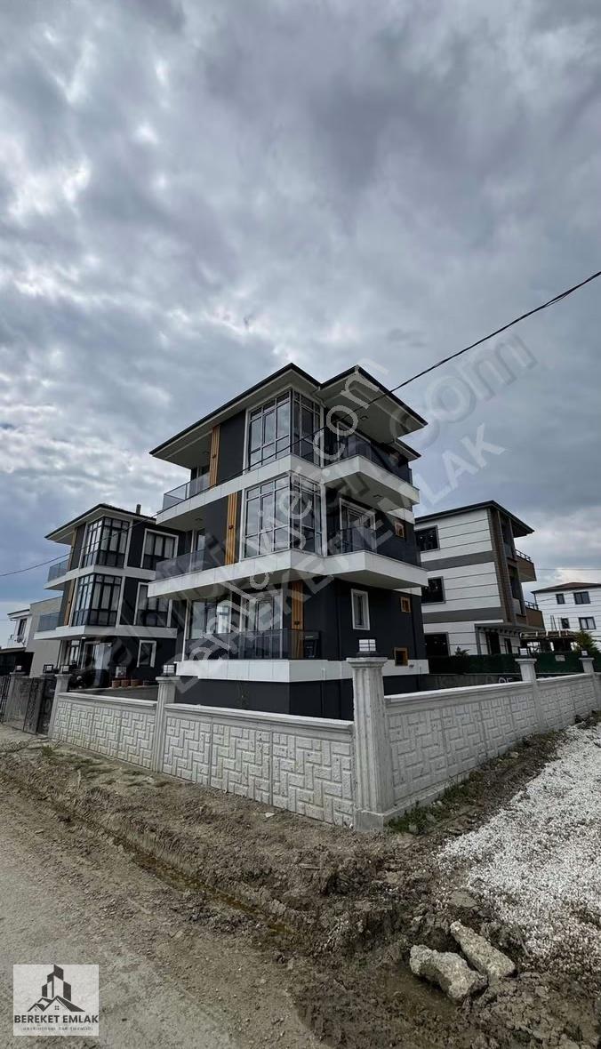 Bereket Emlak Satılık Lüx 3 Katlı Müstakil Villa - Görsel 16