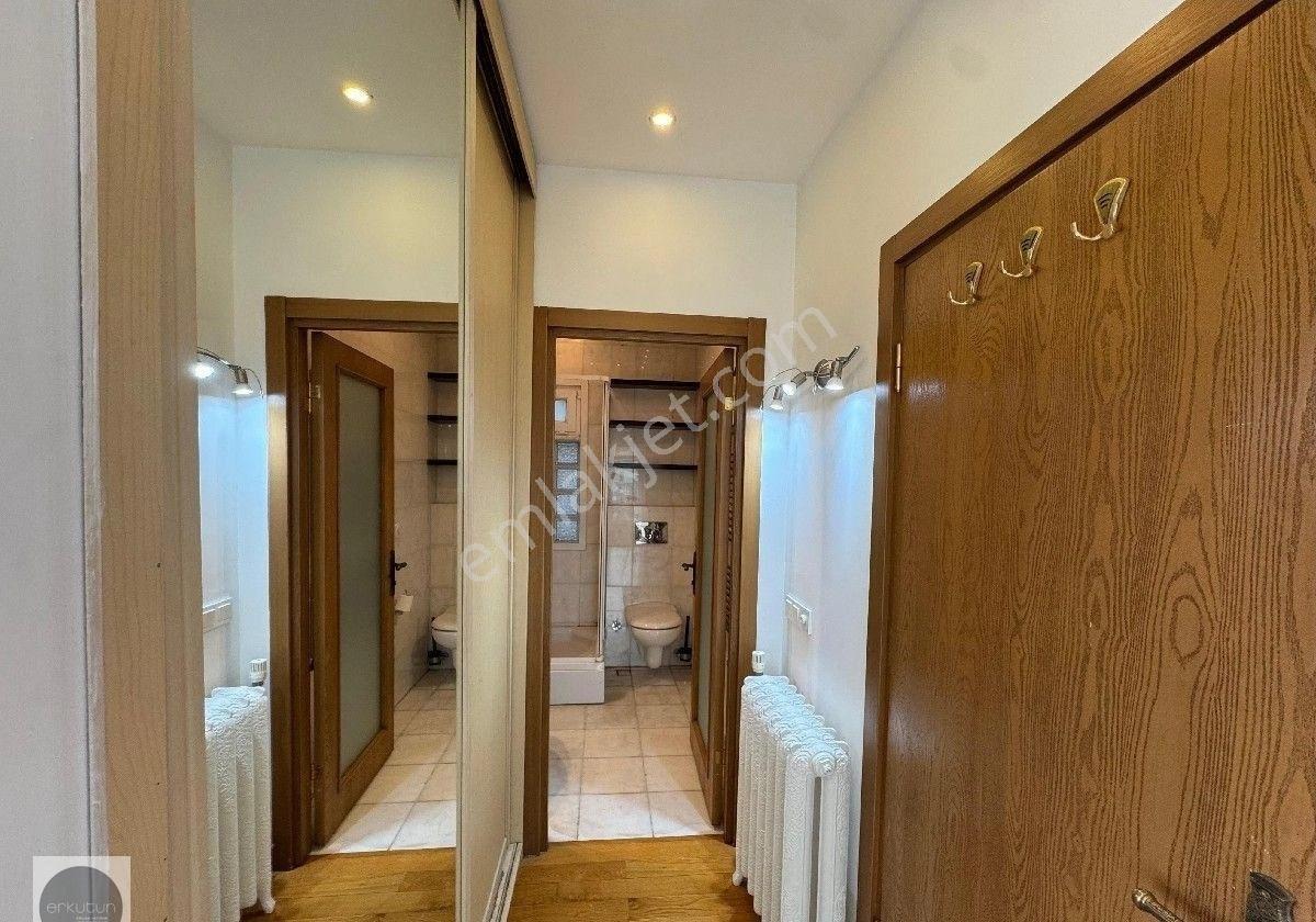 Nişantaşı Hüsrevgerede Cad. Başlangıcında Yüksek Çatı Dubleks 5+2 Kıralık Daire - Görsel 26