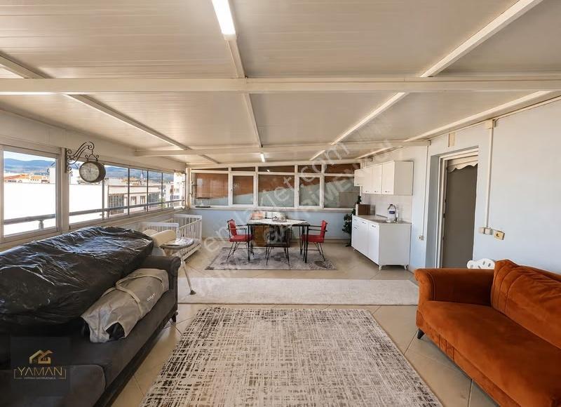 Akhisar Çarşamba Pazarında Satılık 6+1 Dubleks | 300 M² - Görsel 10