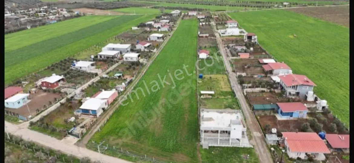 Menderes Oğlananasın'da 440 M² Satılık Bahçe Çevrili, Su Depolu - Görsel 2