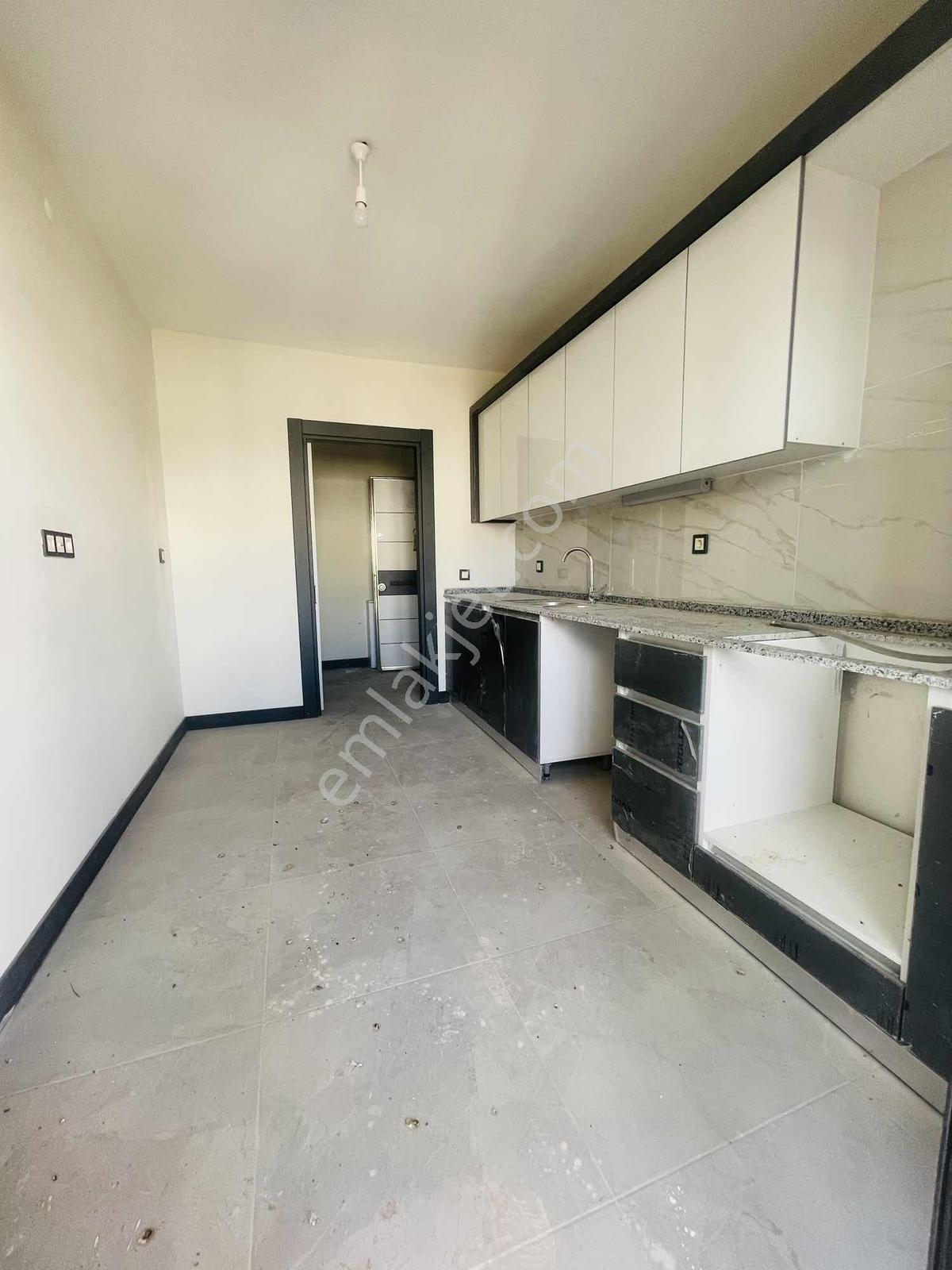Güç Emlaktan Yeni Batıkent Tokiler De Kiralık 3+1 Daire - Görsel 3