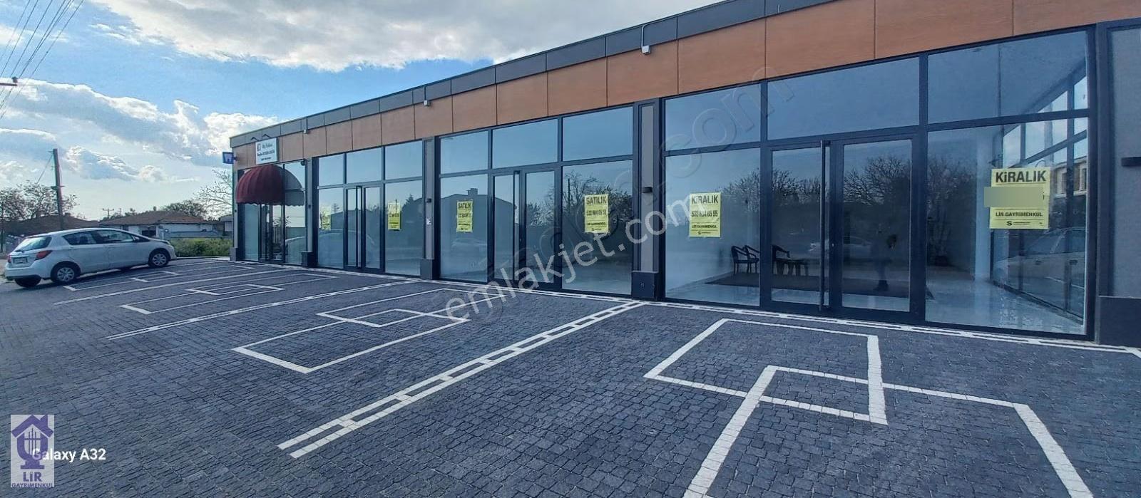 Lir Den Önerler Girişin De Kiralık 80 M2 Yola Cephe Dükkan - Görsel 8