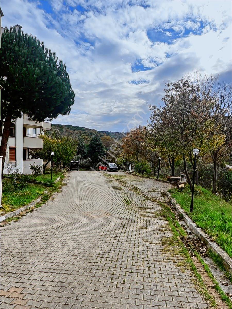 Sinerji'den Armutlu Da Havuzlu Site İçinde Eşyalı Satılık 3+1 - Görsel 2