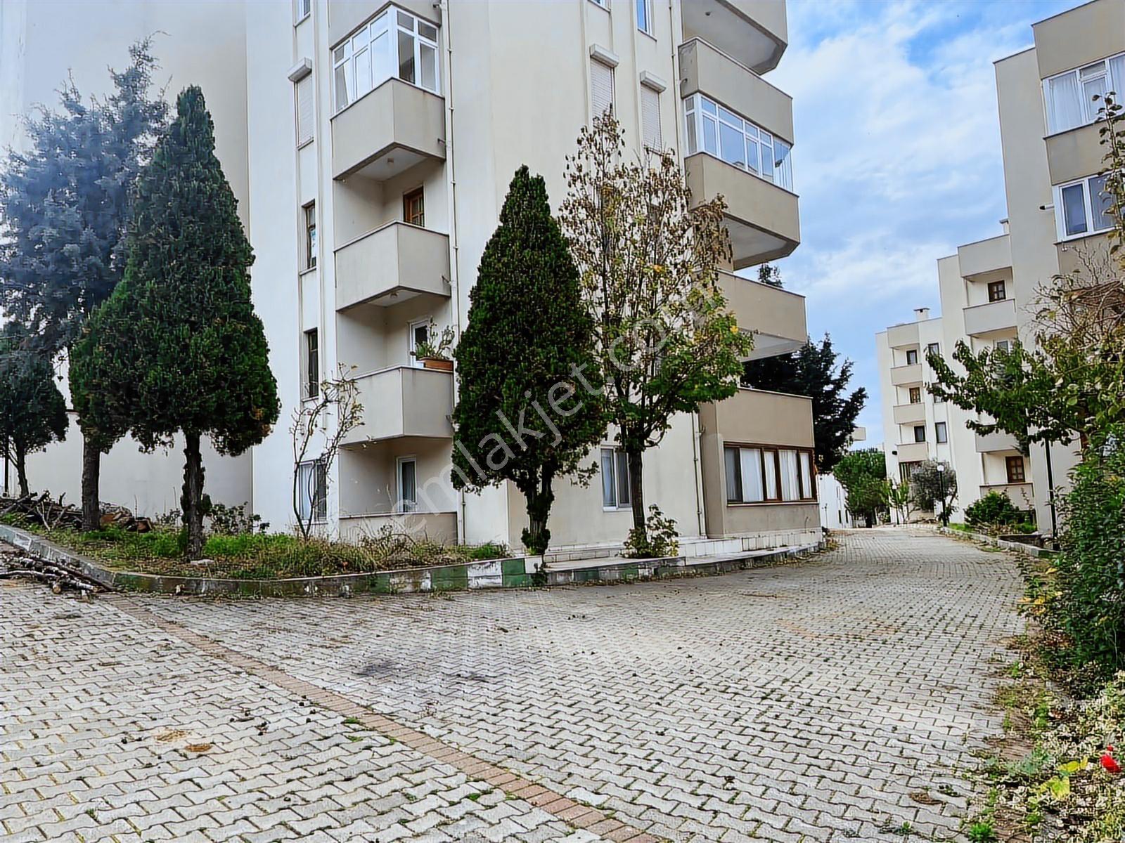 Sinerji'den Armutlu Da Havuzlu Site İçinde Eşyalı Satılık 3+1 - Görsel 7