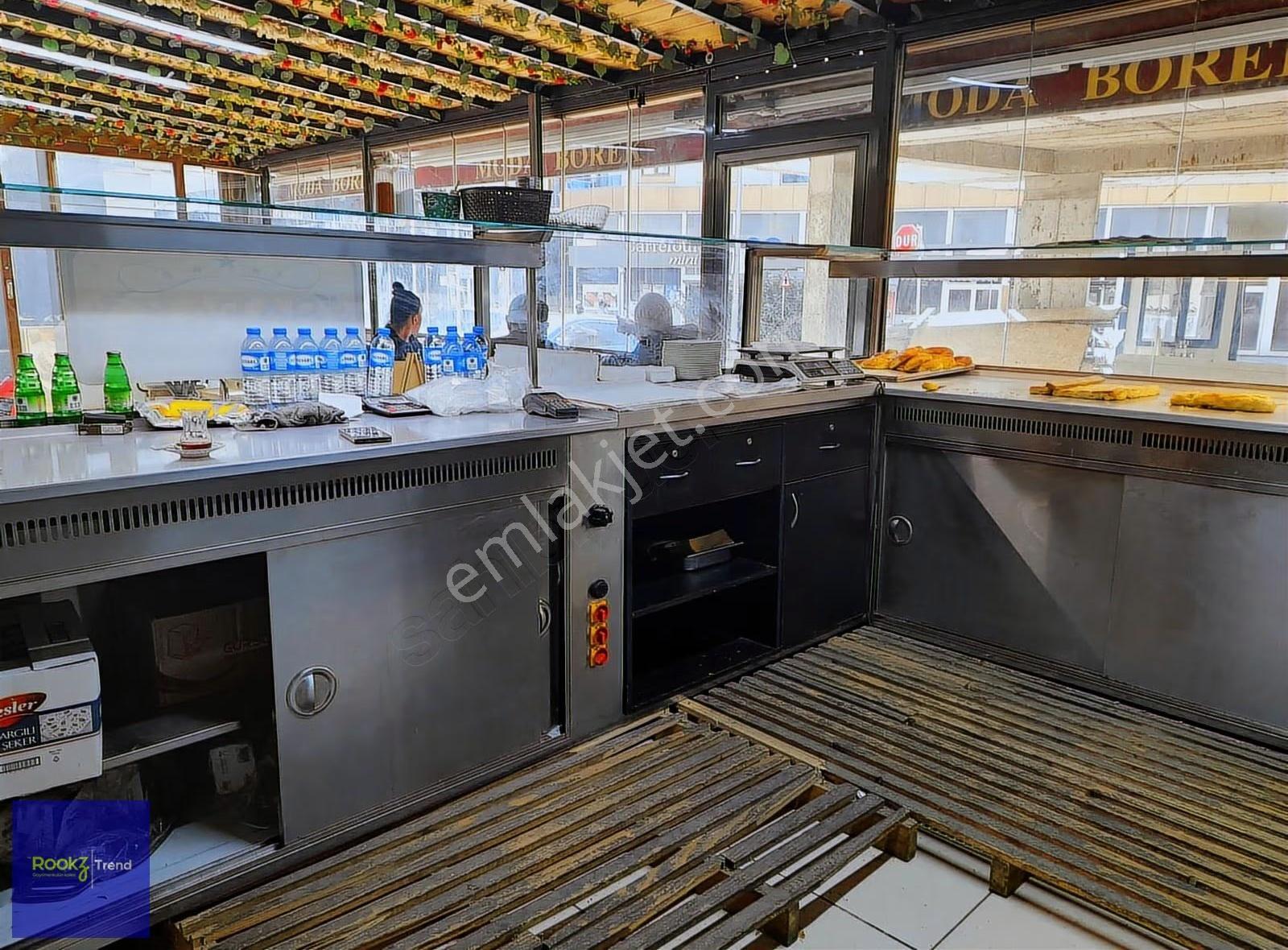 Aydınlar Mh Sultangazi Cad.üzeri Devren Kiralık Börek Salonu - Görsel 9