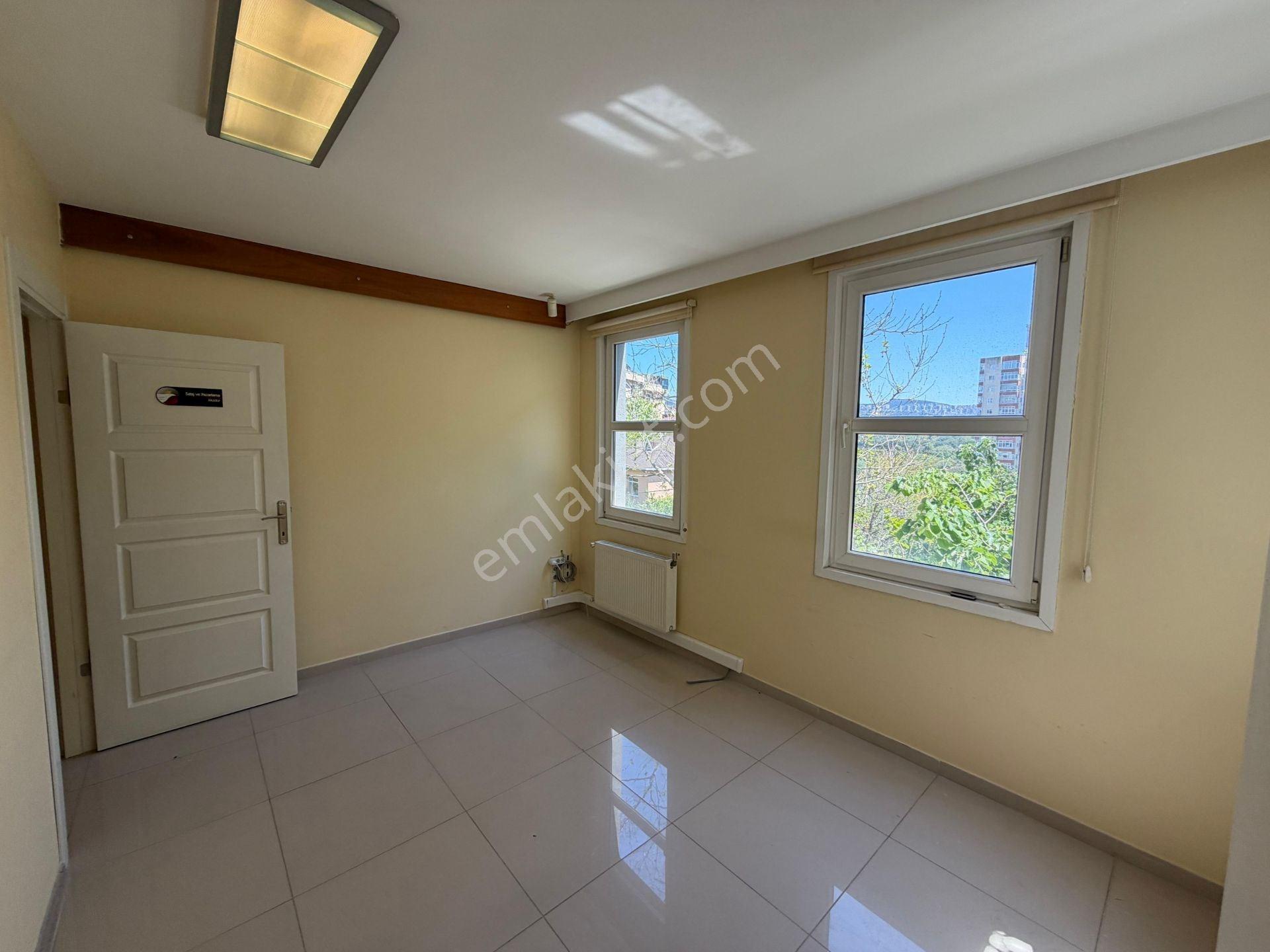 Bostancı Sanayi Sitesi Yakını 6 Katlı 621m2 Komple Satılık İş Yeri - Görsel 31