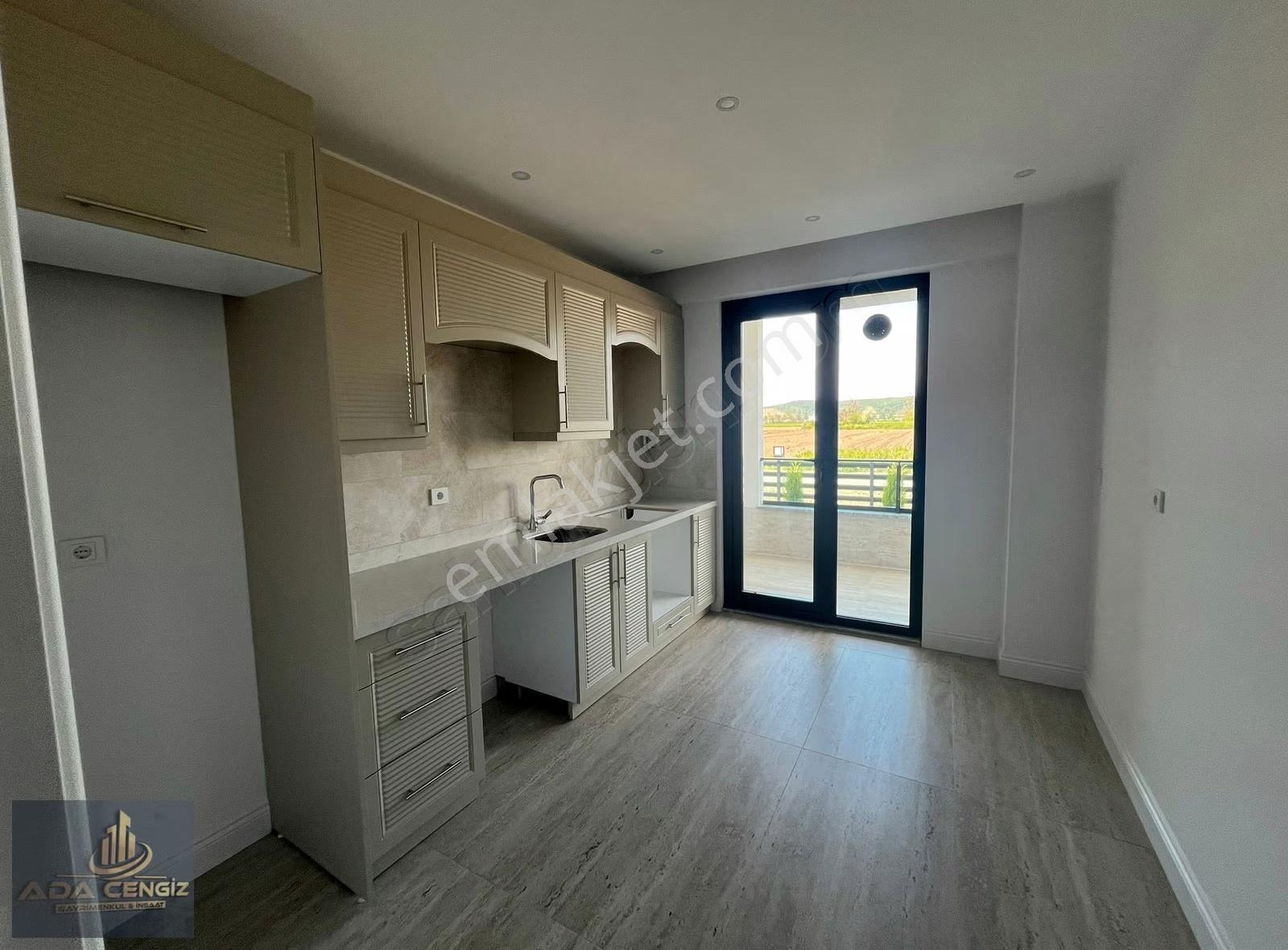 Adapazarı Tuzla Mah.3+1 135m2 Kapalı Otoparklı Ultra Geniş Daire - Görsel 15