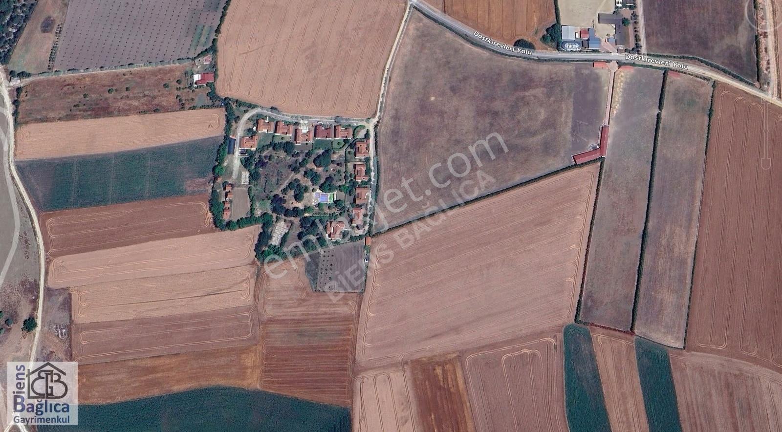 Yatırımlık Fırsat Villa Sitesine Komşu