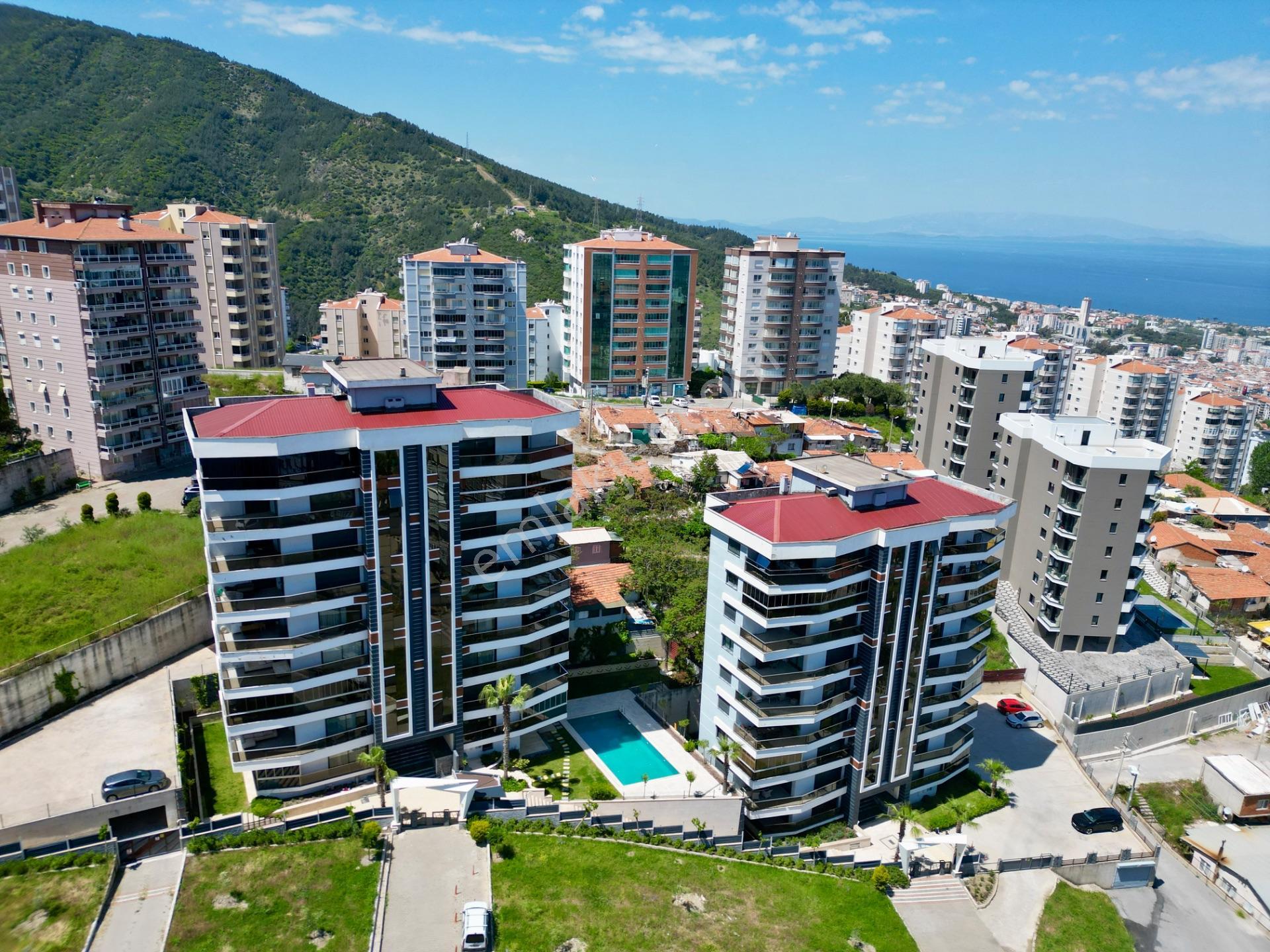 Narlıdere De Deniz Manzaralı Çok Özel 3+1 Daire - Görsel 6