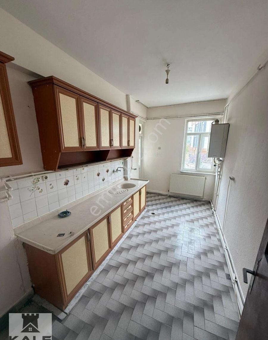 Uygun Fiyatlı Kiralık 3+1 1.kat Daire - Görsel 2