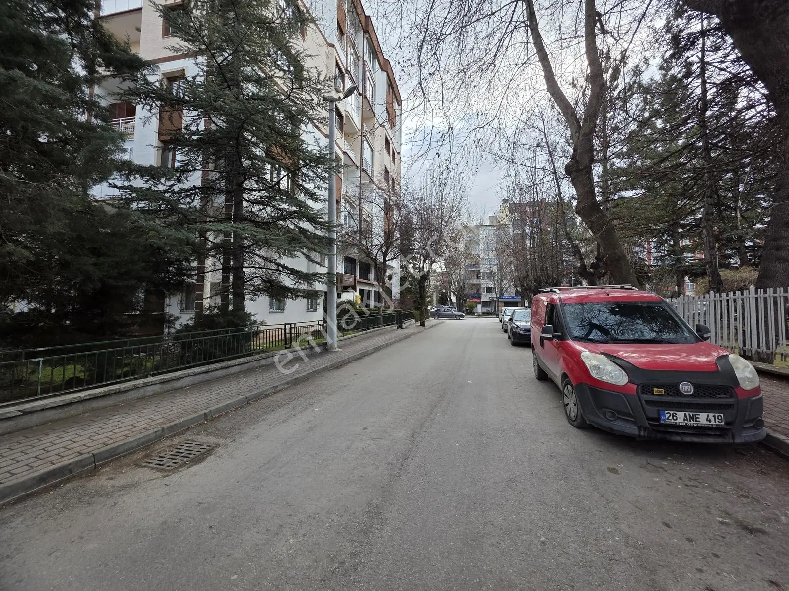 Rw Nestten İller Bankası Karşısı Satılık Geniş Arakat 2+1 - Görsel 2