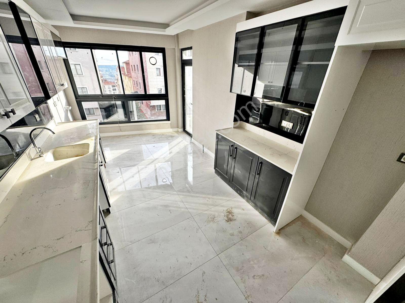 Ayvalı Sancaktepede Arakat E.banyo Acil Satılık Sıfır 3+1 Daire_ - Görsel 10