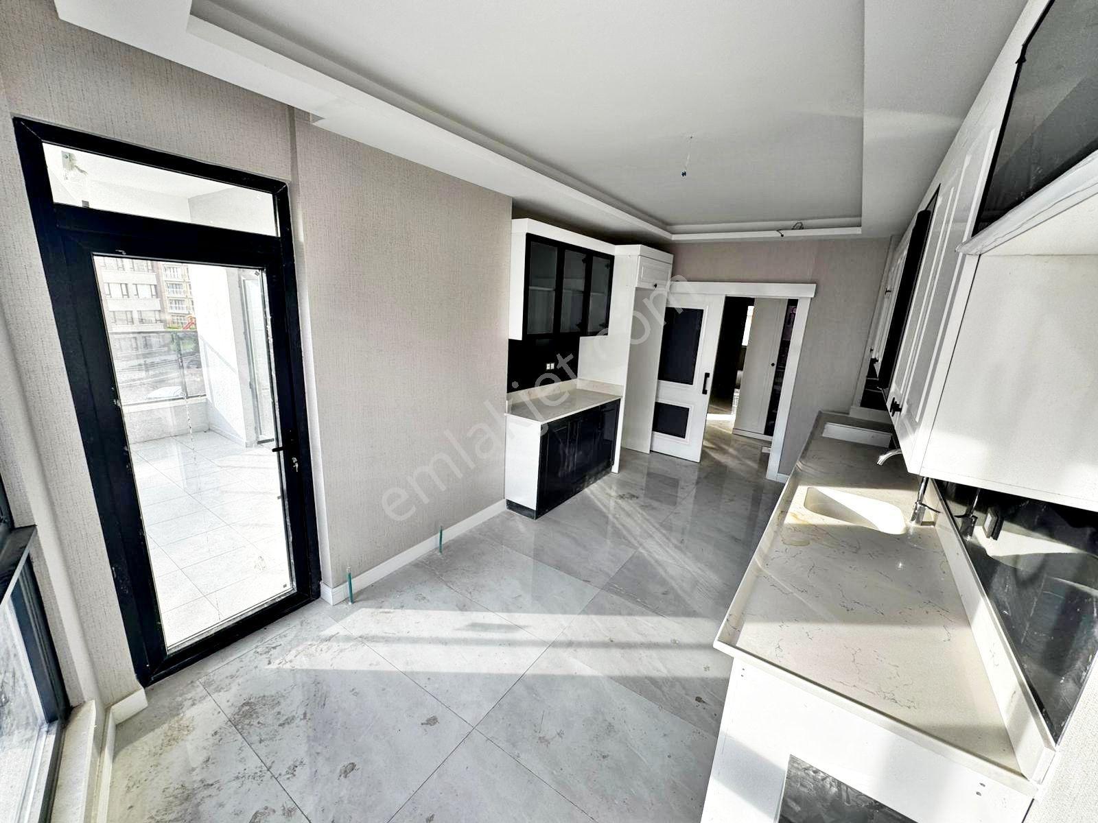 Ayvalı Sancaktepede Arakat E.banyo Acil Satılık Sıfır 3+1 Daire_ - Görsel 12
