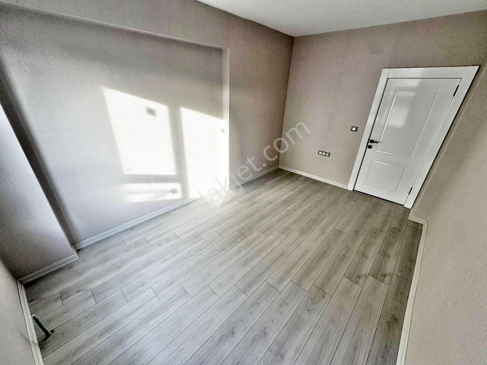 Ayvalı Sancaktepede Arakat E.banyo Acil Satılık Sıfır 3+1 Daire_ - Görsel 17