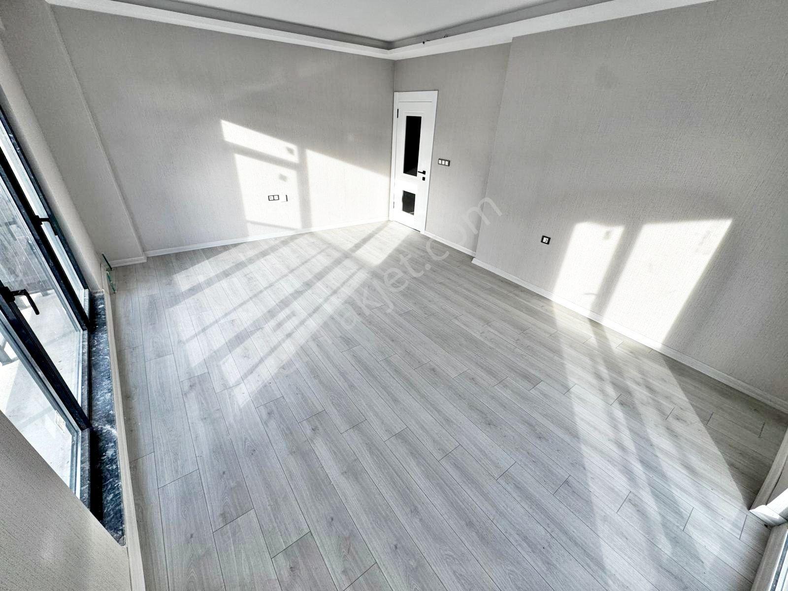 Ayvalı Sancaktepede Arakat E.banyo Acil Satılık Sıfır 3+1 Daire_ - Görsel 5