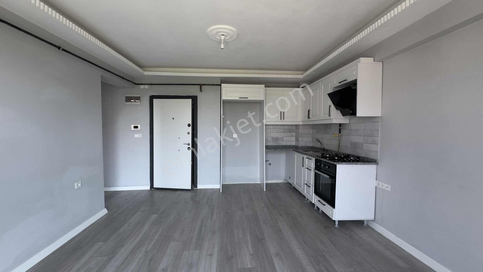 Acill Satılık !!zaferde Villa Bölgesinde 1+1 Daire - Görsel 13