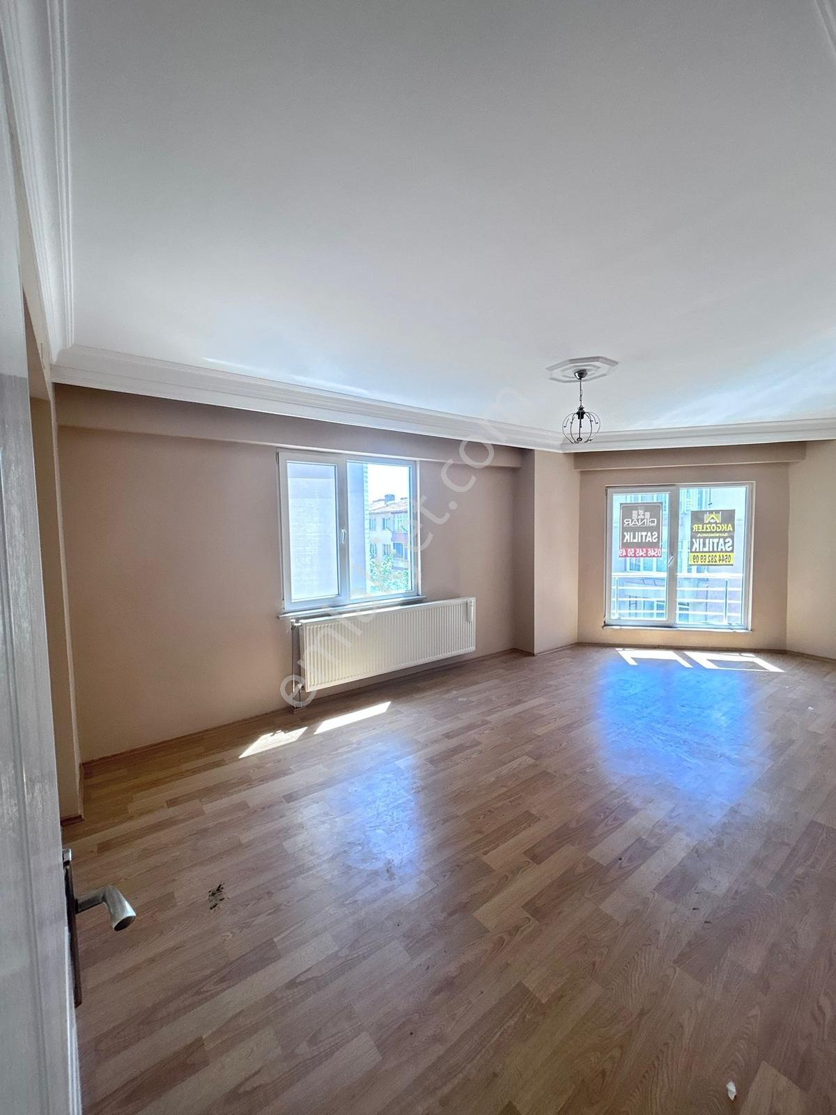 Reşadiye Mah Askent Caddesinde 3+1 Kapalı Otoparklı Daire - Görsel 9