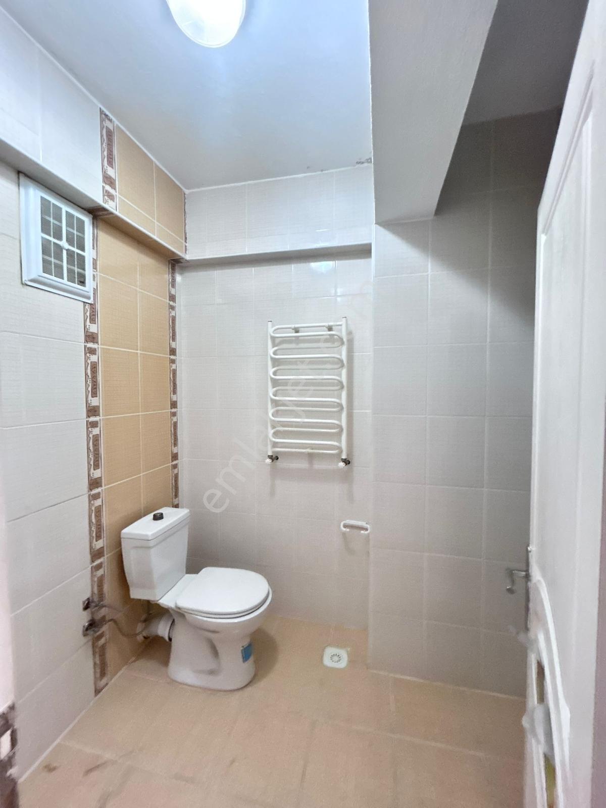 Reşadiye Mah Askent Caddesinde 3+1 Kapalı Otoparklı Daire - Görsel 12
