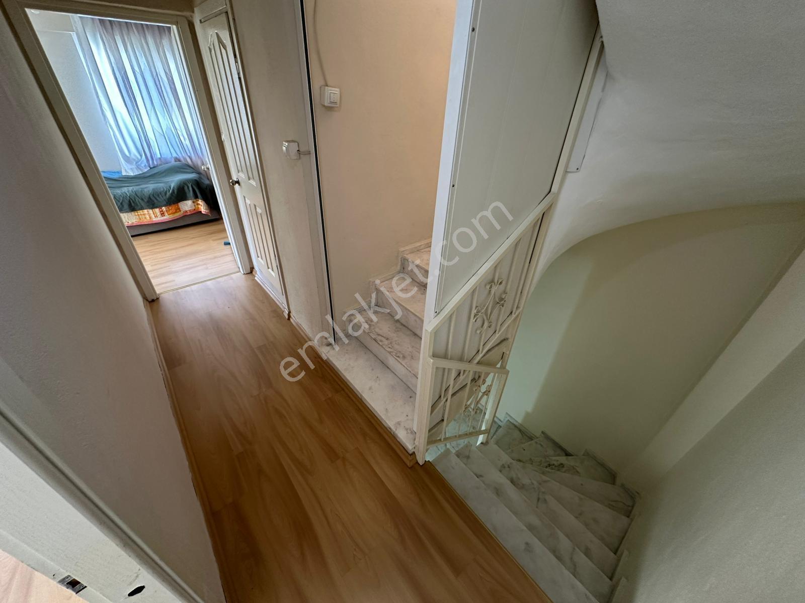 Dora Dan Akçay Cemil Temel De 4+1 Bahçeli Teraslı Villa - Görsel 33