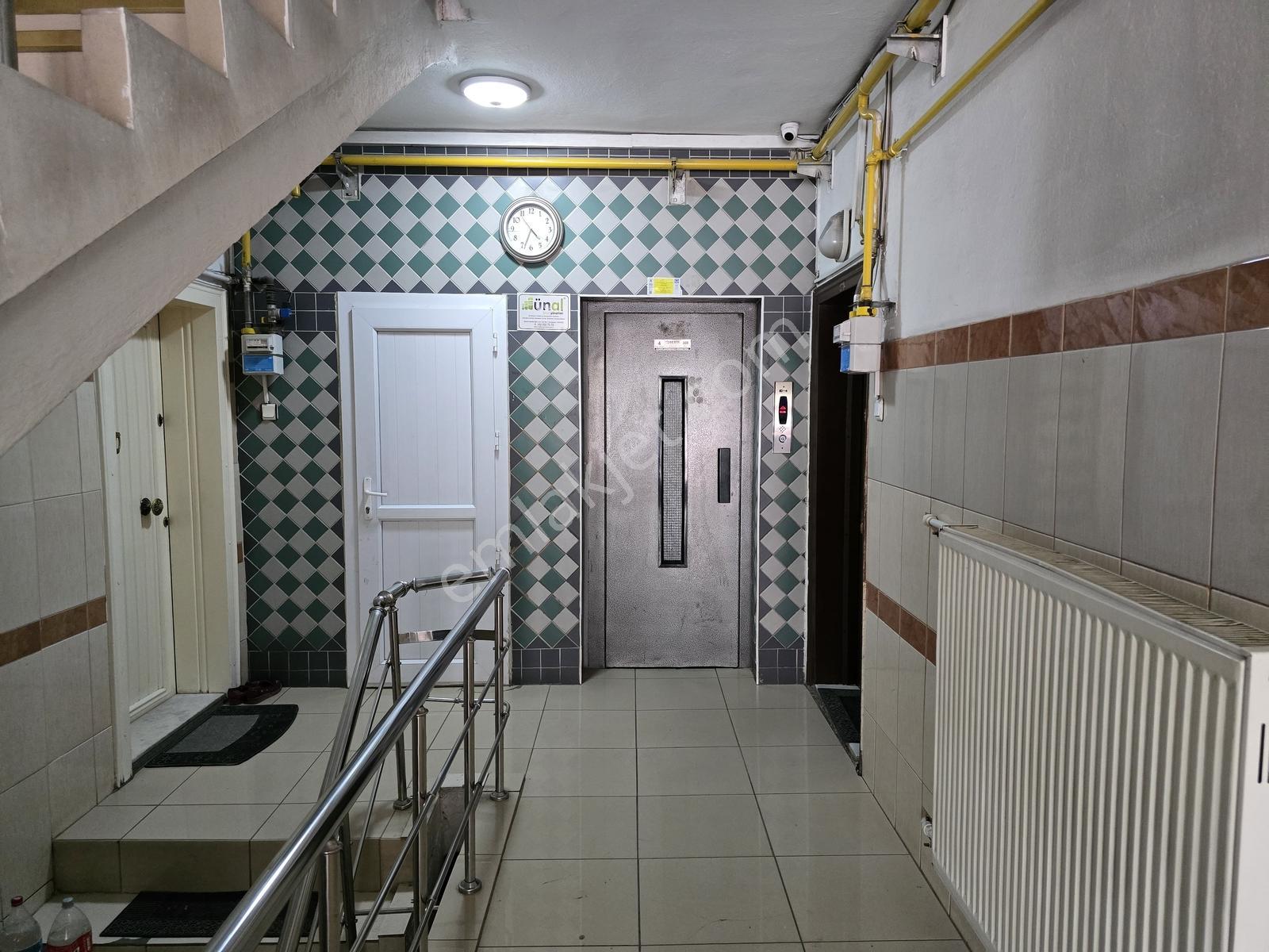 Sivas Caddesi Üzerinde 3+1 Kiralık Daire - Görsel 10