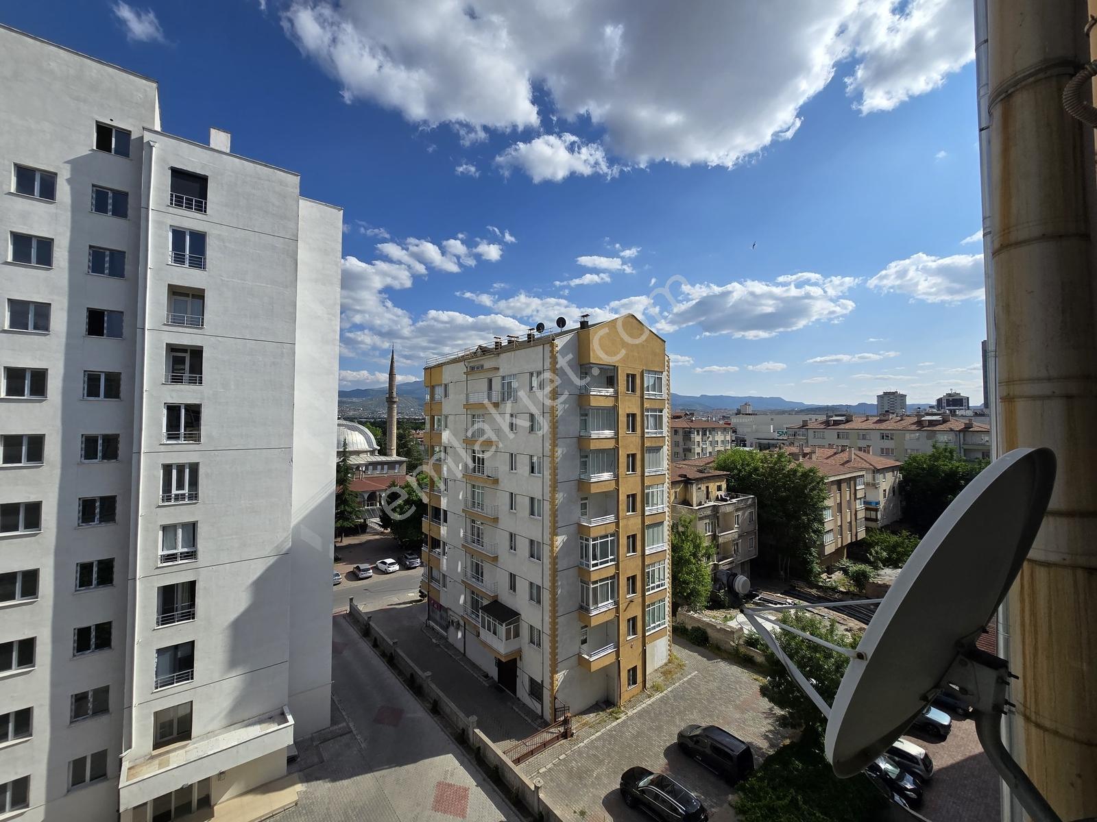 Sivas Caddesi Üzerinde 3+1 Kiralık Daire - Görsel 17