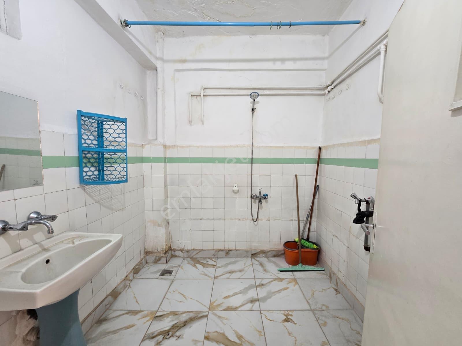 Sivas Caddesi Üzerinde 3+1 Kiralık Daire - Görsel 15