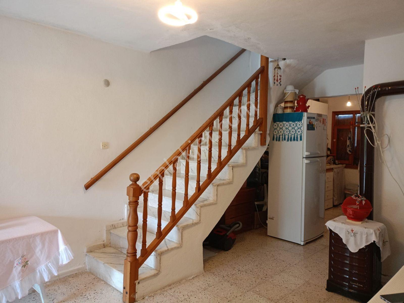 Cumhuriyet Mahallesinde İkiz Nizam Satılık Villa - Görsel 13