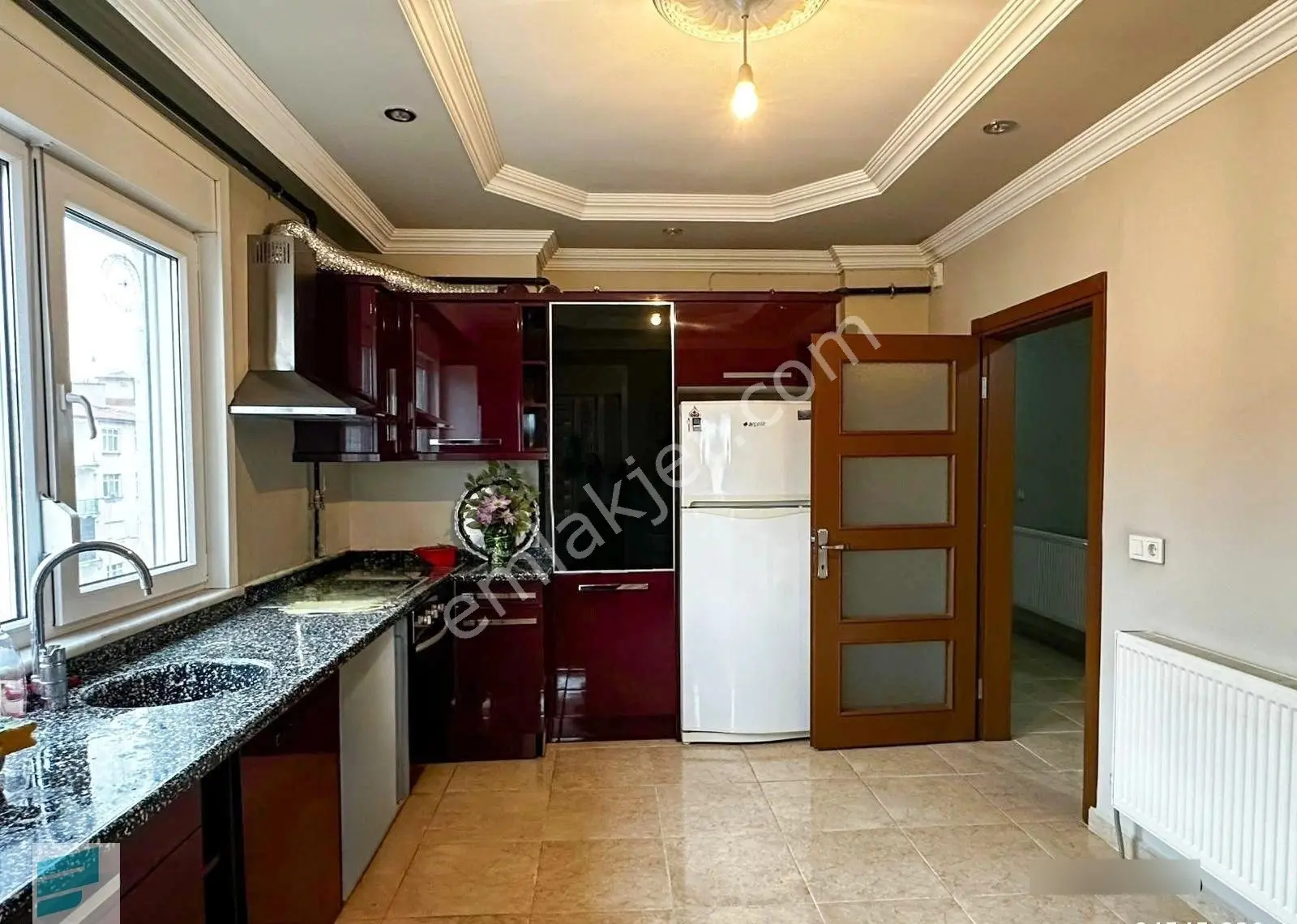 Leblebiciler Kavşağında 3+1 Ara Kat Satılık Daire